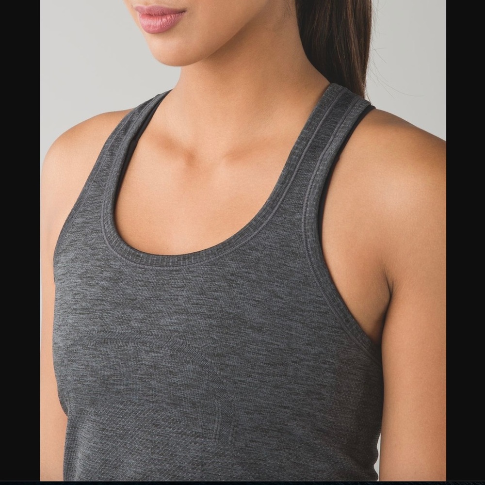 Lululemon Women's Swiftly Tech Racerback Tank Gray (Heathered Dark Slate) Size 4